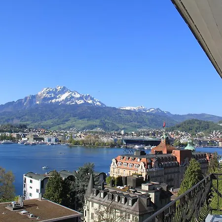 Hotel Royal 3*