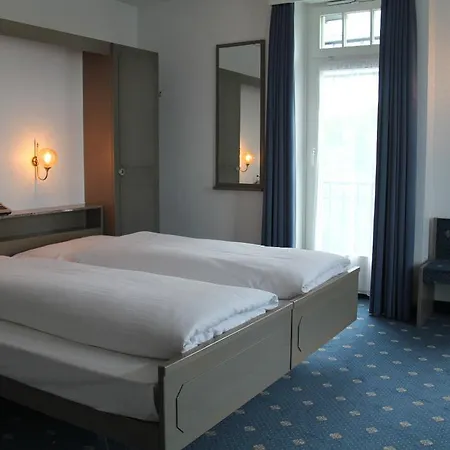Royal Hotel